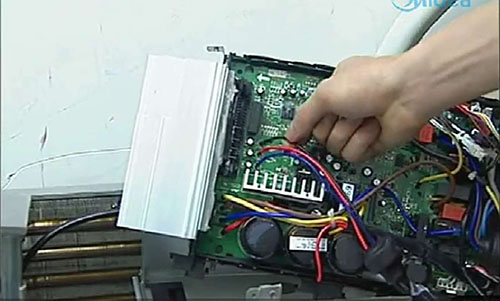 黔东南美的空调电话是多少