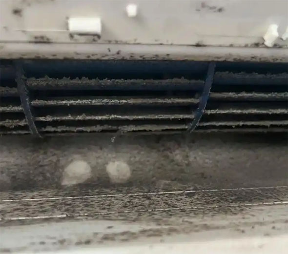 黔东南空调吹的风有股烧焦味是怎么回事